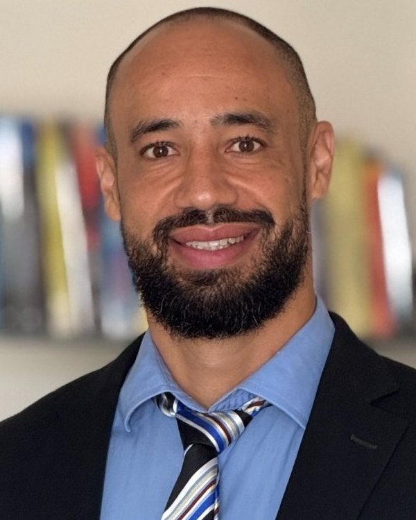 Dr. Ricardo Andrade, advogado